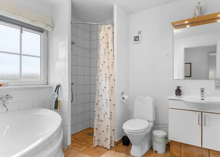 Skarthi - 300m From The Sea By Interhome Vakantiehuis
